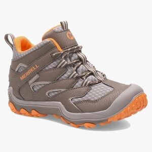 Merrell kids size 7 waterproof hiking boot